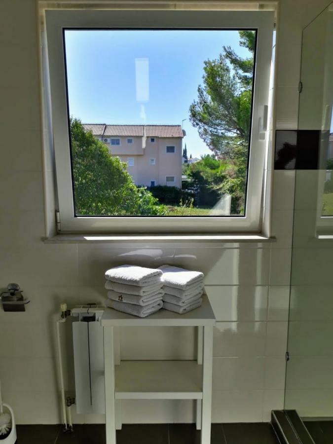 Apartments Andela Sveti Filip i Jakov Esterno foto