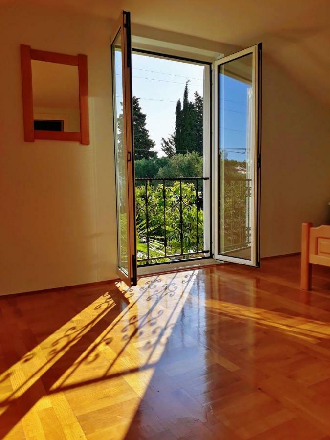 Apartments Andela Sveti Filip i Jakov Esterno foto