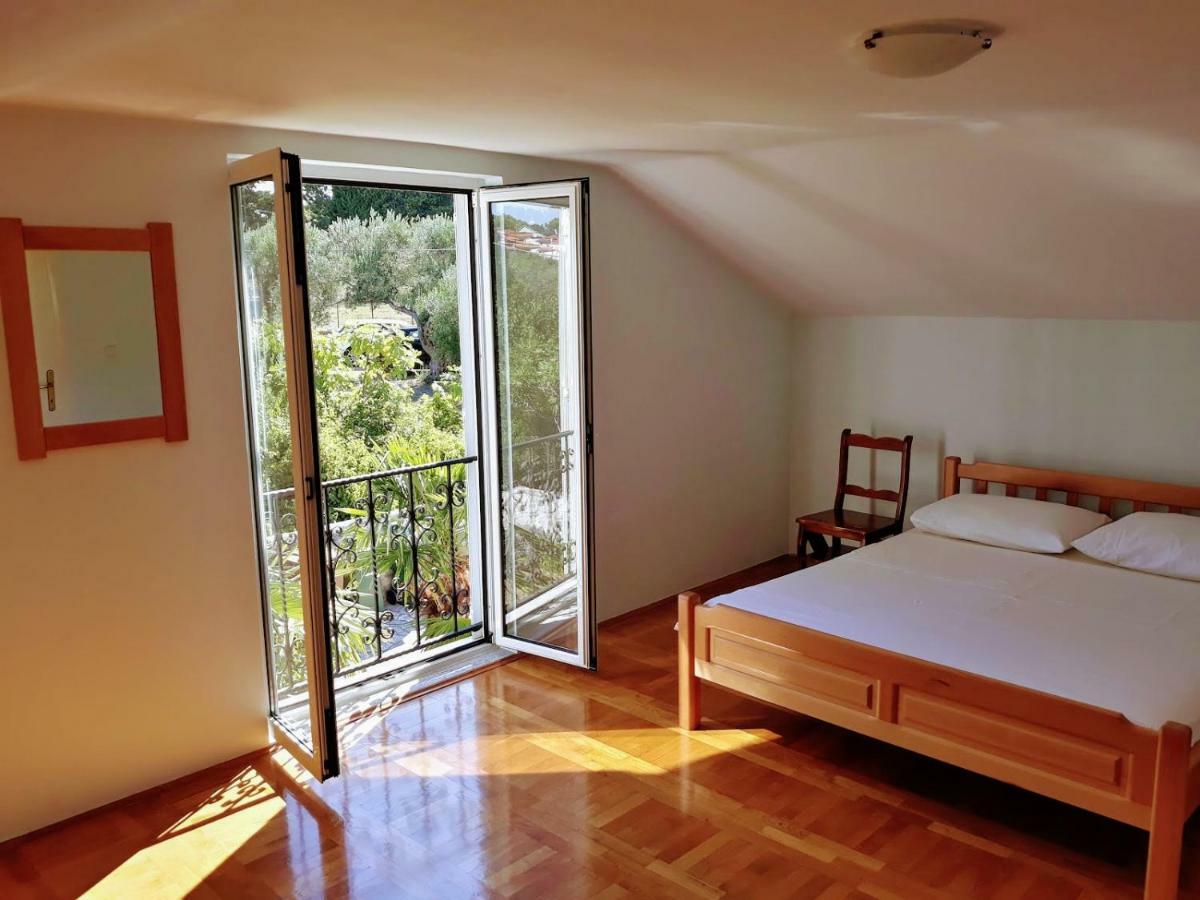 Apartments Andela Sveti Filip i Jakov Esterno foto